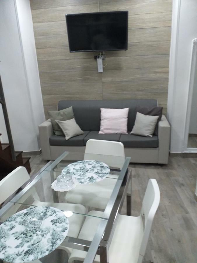 Апартаменты Sasy Jr House Via San Mattia 72 Неаполь Экстерьер фото